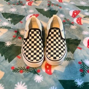 Checkered kids vans size 3